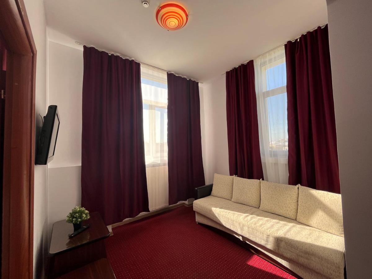 Hotel Tineretului